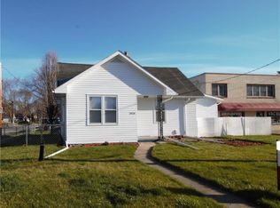 2424 Easton Blvd, Des Moines, IA 50317