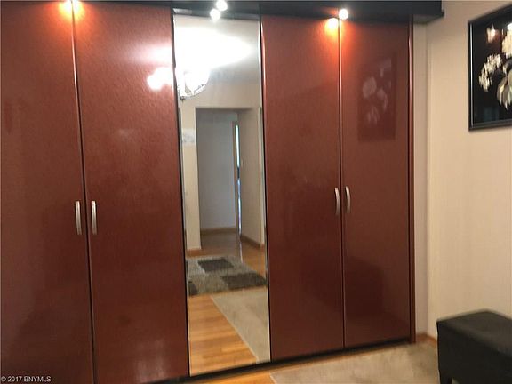 5th image of 2555 Batchelder St APT 3D
