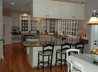 1252 Center Harbor Pl, Reston, VA 20194