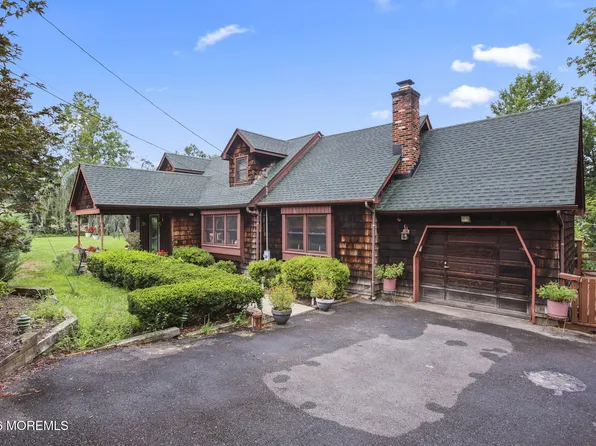 30 S Lakeview Drive, Jackson, NJ 08527