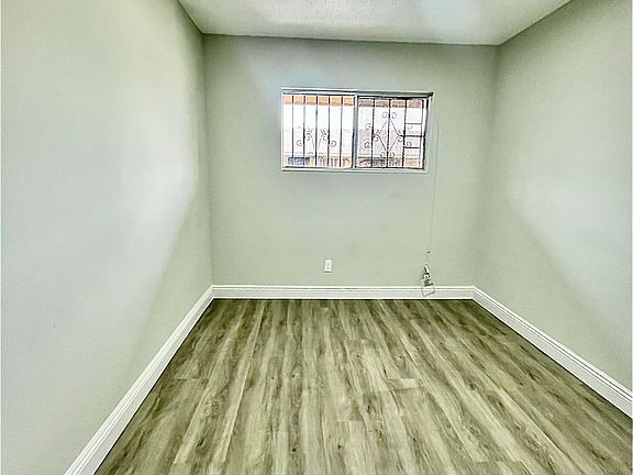 4th image of 7830 S Western Ave APT 18