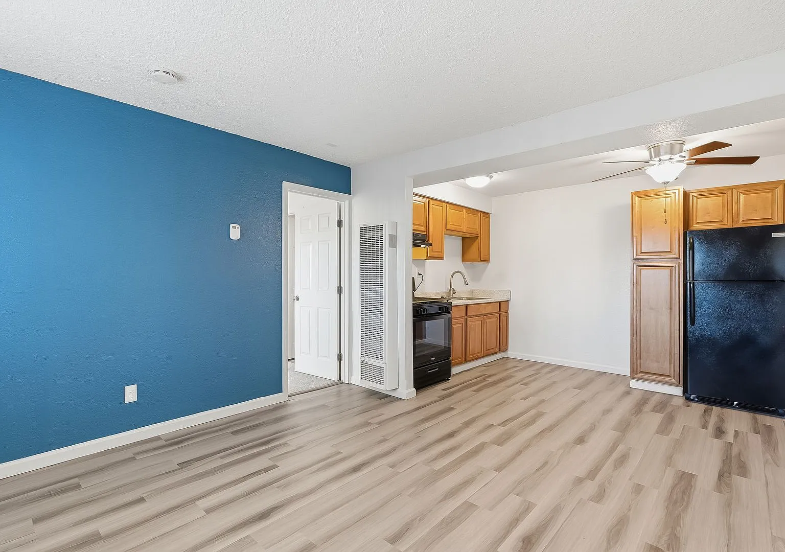 450 - Harbor Breeze — Photo 4