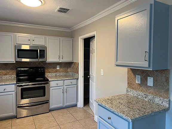 2nd image of 1120 Bannack Dr