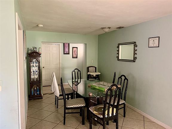 5th image of 1033 Trinidad Ave