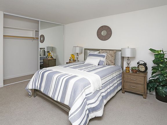 4th image of 10210 N Foothill Blvd #7-A-A