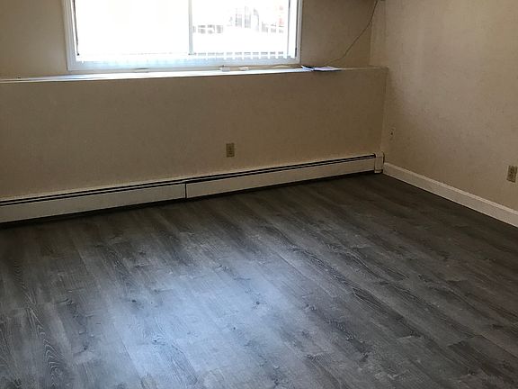 5th image of 187 Hatton St APT 2