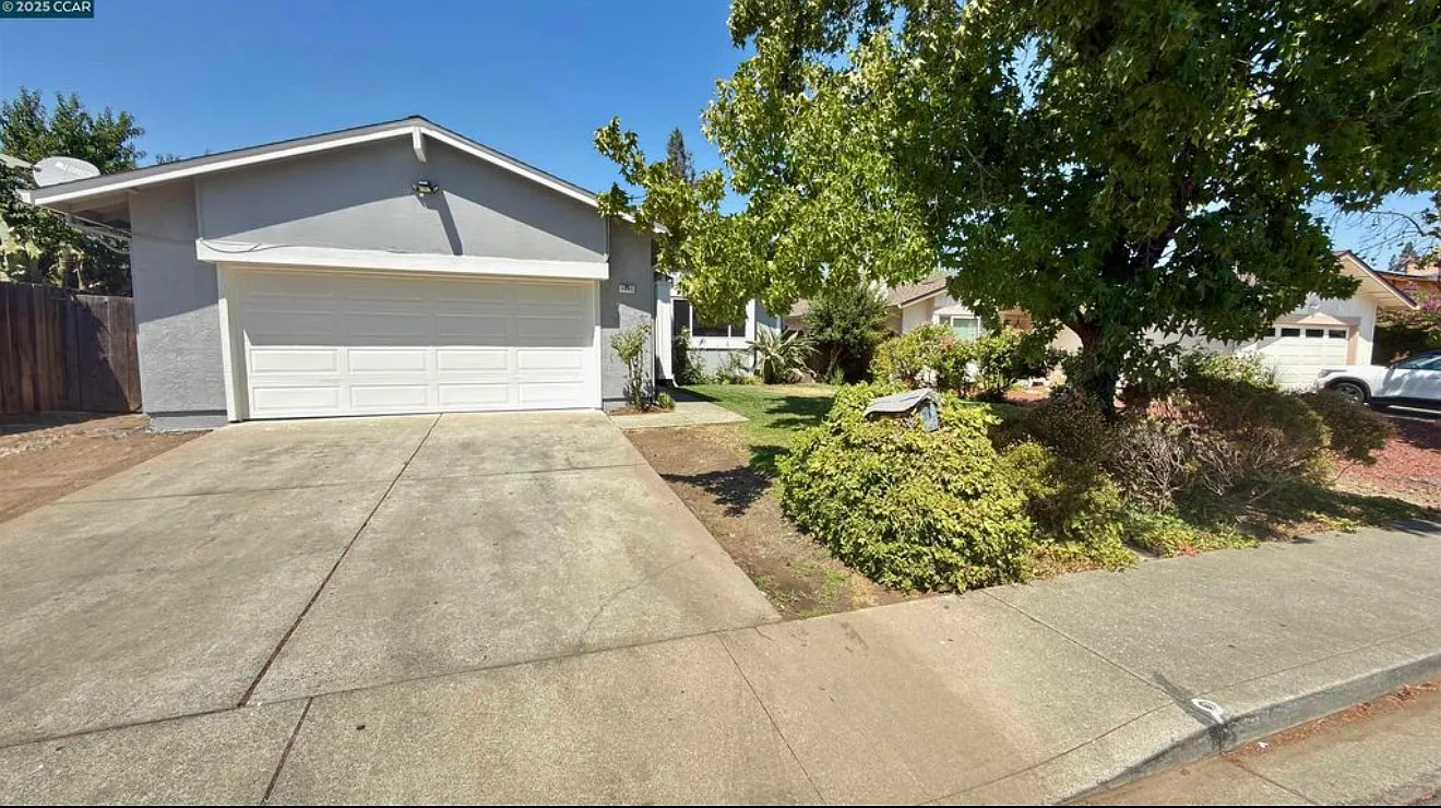 Premier Pl, Concord — Photo 1