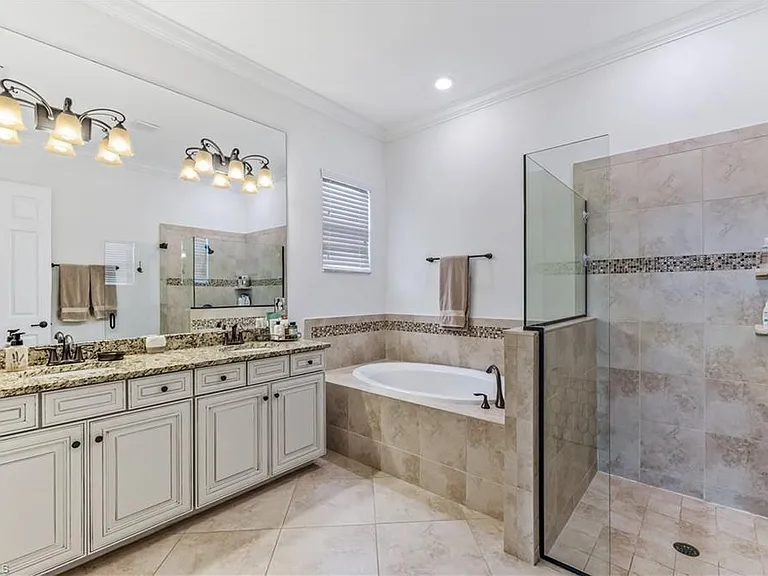 28111 Wicklow Ct — Photo 18