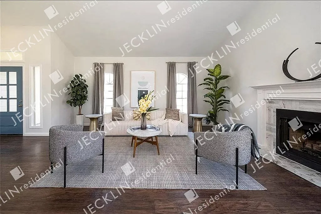 16507 Knottingham Dr — Photo 3