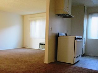1173 E Hollyvale St APT 16, Azusa, CA 91702