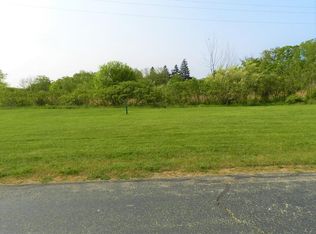 2500 Bay Pointe Dr, Saint Joseph, MI