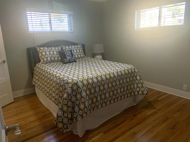 4702 Wakeley St #6 — Photo 7