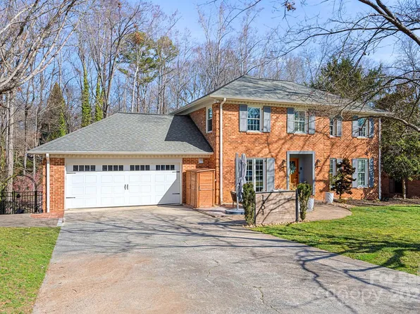 1301 Charter Pl, Charlotte, NC 28211