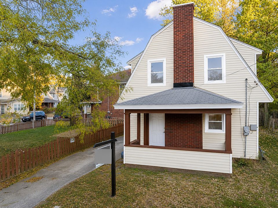 1st image of 233 Oakwood Ave