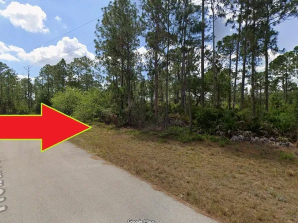 1048 Hobart St, Lehigh Acres, FL 33974