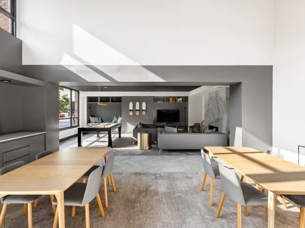 50 Greenpoint Avenue image 12 of 15