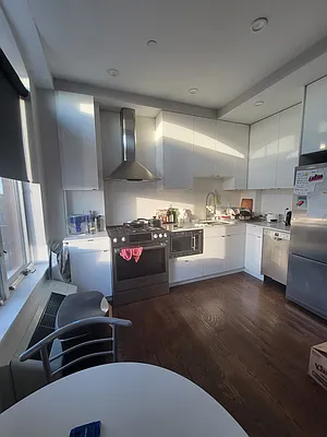 Rented by Aida Home Realty | media 10