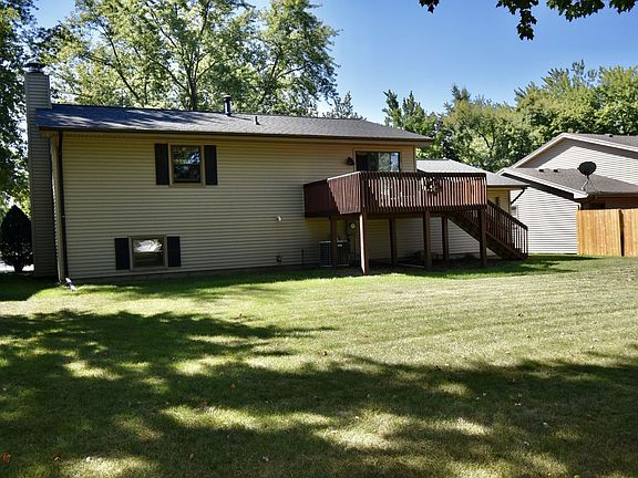 4th image of 3008 E Washington St