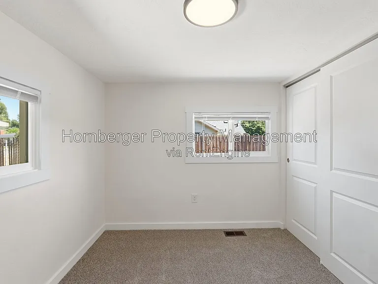 1111 W Central Ave — Photo 13