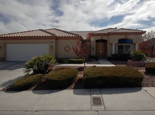 10209 Middle Ridge Dr, Las Vegas, NV 89134
