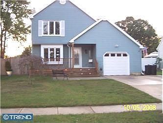 Home for Sale in GLOUCESTER TWP, NJ $2,400