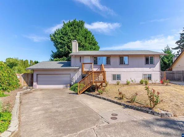 4653 Regina Ct NE, Salem, OR 97305