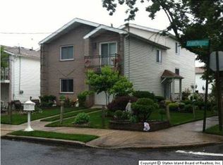 327 Grantwood Ave, Staten Island, NY 10312