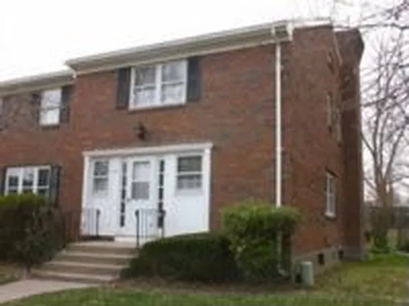 10 Brandywine Ln, Suffield, CT 06078