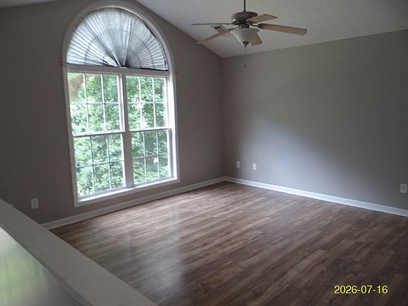 5th image of 64 Lee Road 2094