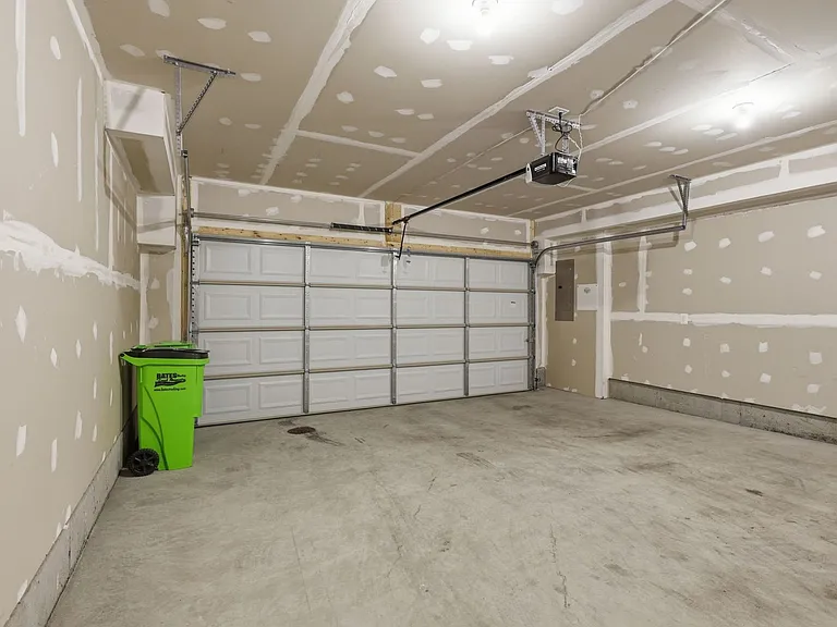 2118 Acadia Rd — Photo 34