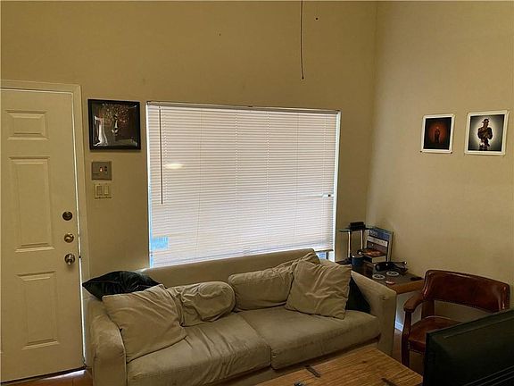 3rd image of 2815 Rio Grande St APT 206