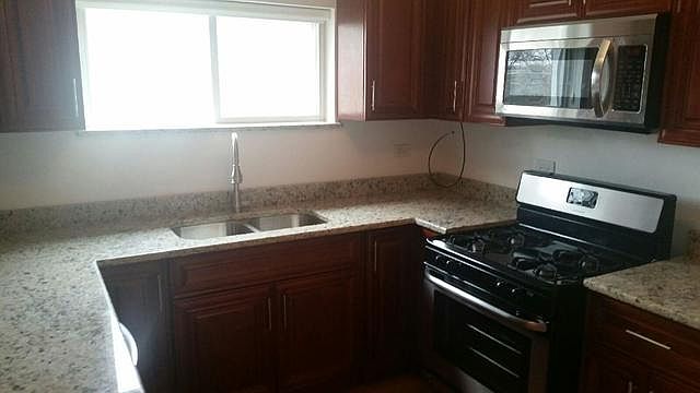 2nd image of 1007 S 10th Ave #2