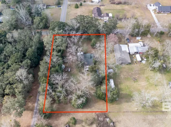 21006 Lawrence Rd, Fairhope, AL 36532