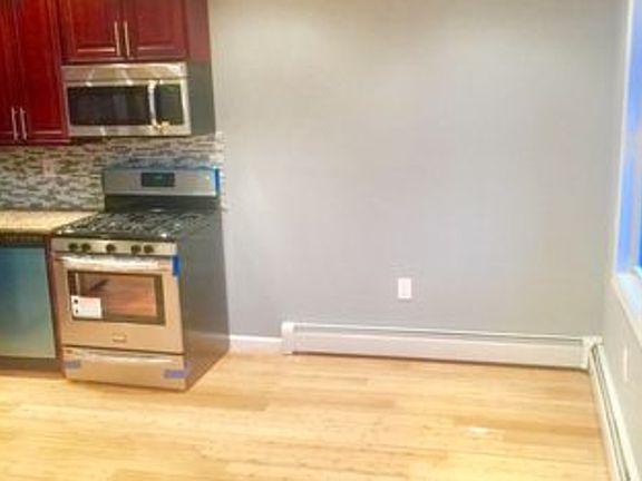 3rd image of 17602 134th Ave