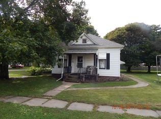 501 Maple St, Seaton, IL 61476