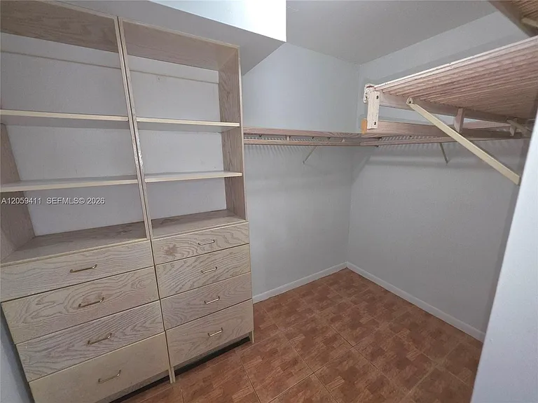 2350 NE 135th St #602 — Photo 6
