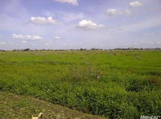 9597 S Manthey Rd, French Camp, CA 95231