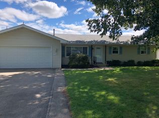 4354 Huston Hills Rd, Decatur, IL 62526