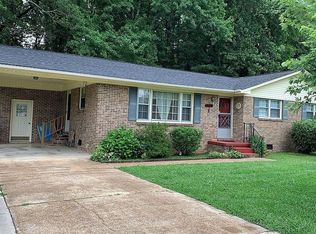 903 Ola St, Scottsboro, AL 35768
