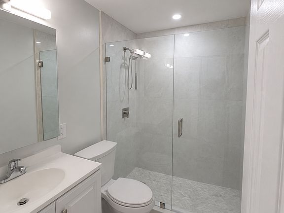 5th image of 600 Layne Blvd APT 108