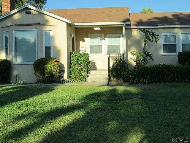 2nd image of 202 N Walnuthaven Dr