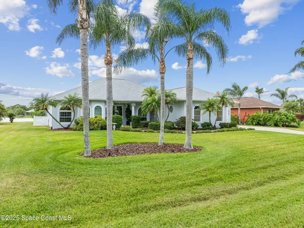 3741 Peacock Dr, Melbourne, FL 32904