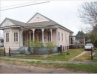 3rd image of 1012 Brooklyn St