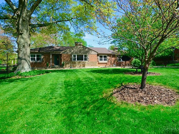 2nd image of 8300 Lynnehaven Dr