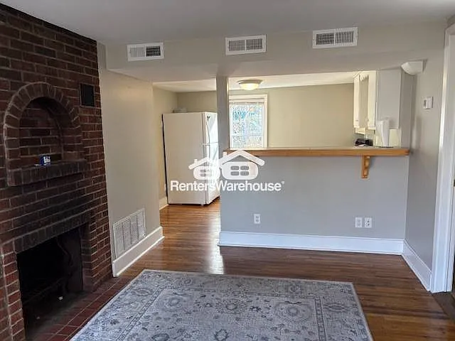 2 bed, 1.0 bath, 750 sqft, $1,395 — Photo 4