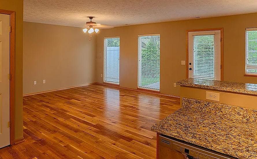 1st image of 1756 N 177th Plz