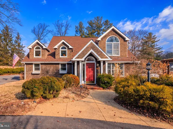 4425 Oak Hill Rd, Rockville, MD 20853