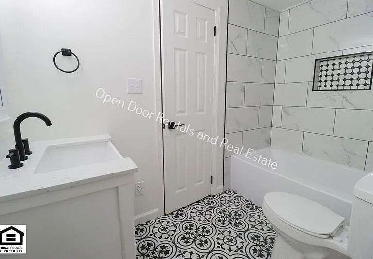 6820 Raintree Rd — Photo 11