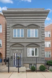 1431 W Walton St #1, Chicago, IL, 60642