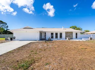 1212 63rd St NW, Bradenton, FL 34209